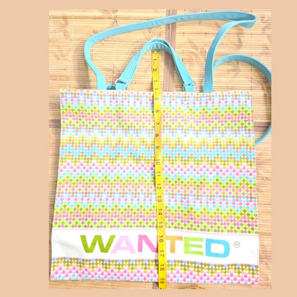 WANTED weatherproof tote bag for camping, picnic, beach, market, shopping, gym - Picture 3 of 7